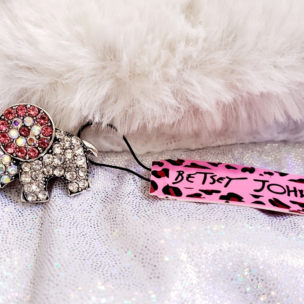 Silver Pink and white crystal elephant brooch - Picture 3 of 10